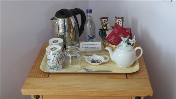 Tea Tray - Willowmore
